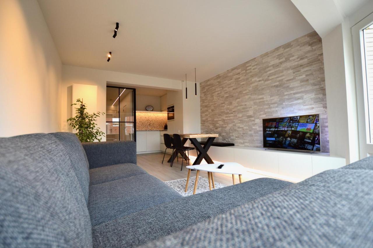 Ruim En Lichtrijk Appartement Op 100M Van Zee Te Koksijde Exteriér fotografie